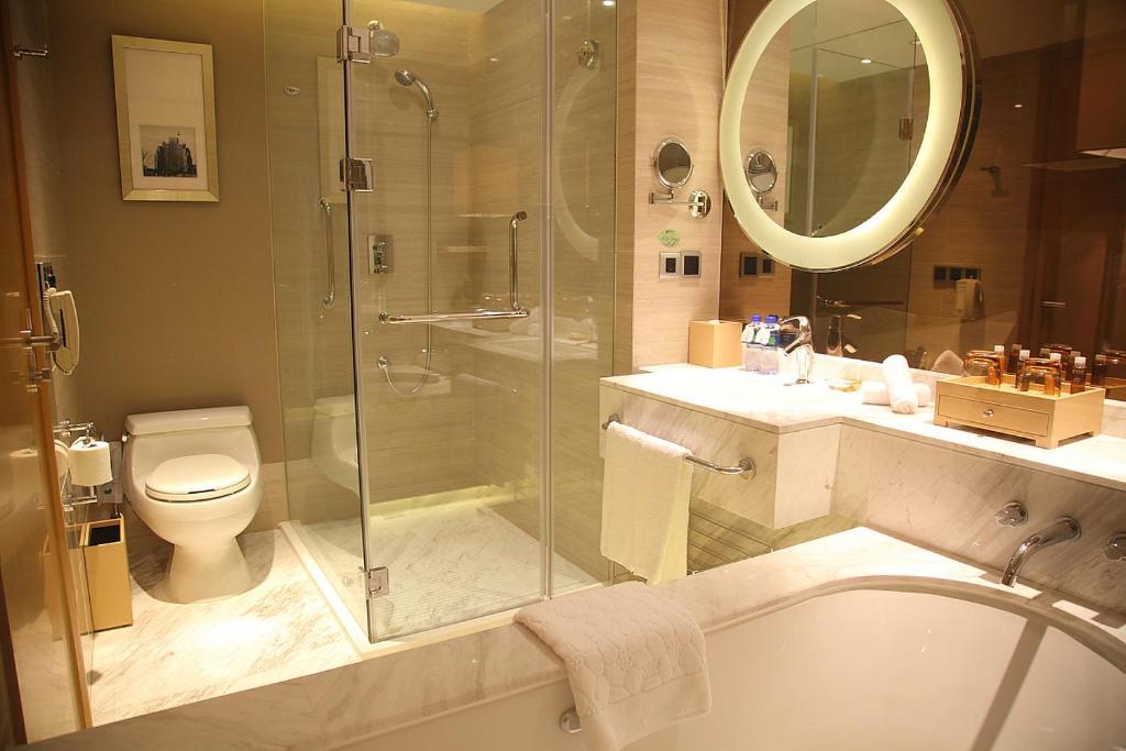 Khách sạn Boyue Hongqiao Airport - Air China 5*