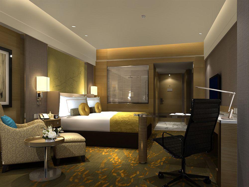Boyue Hongqiao Airport - Air China